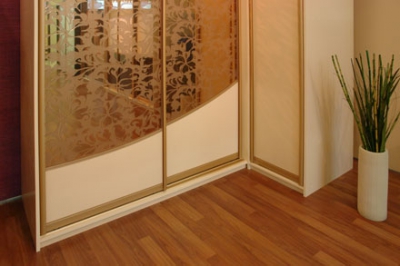 Угловые шкафы-купе